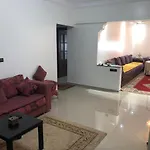Bel appartement rénové proche de la gare du train